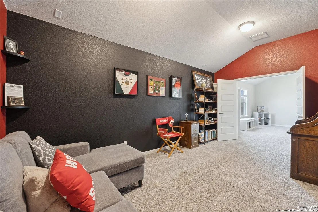 Photo of 2227 Tiptop