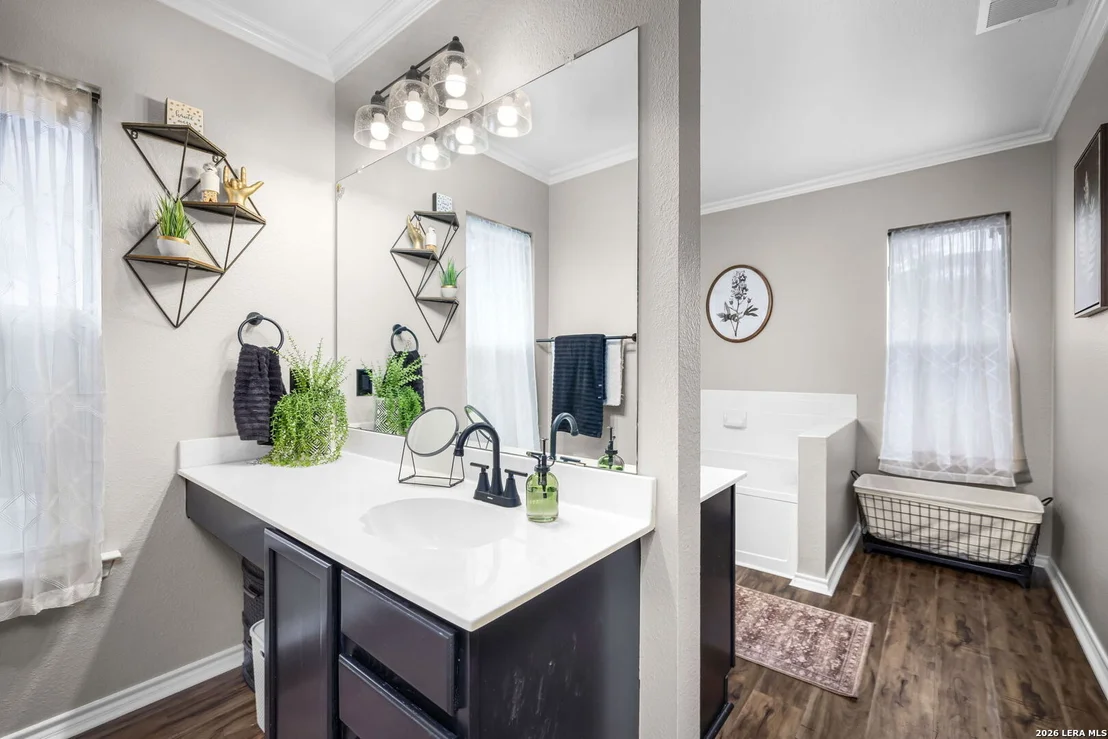 Photo of 231 Samantha Dr