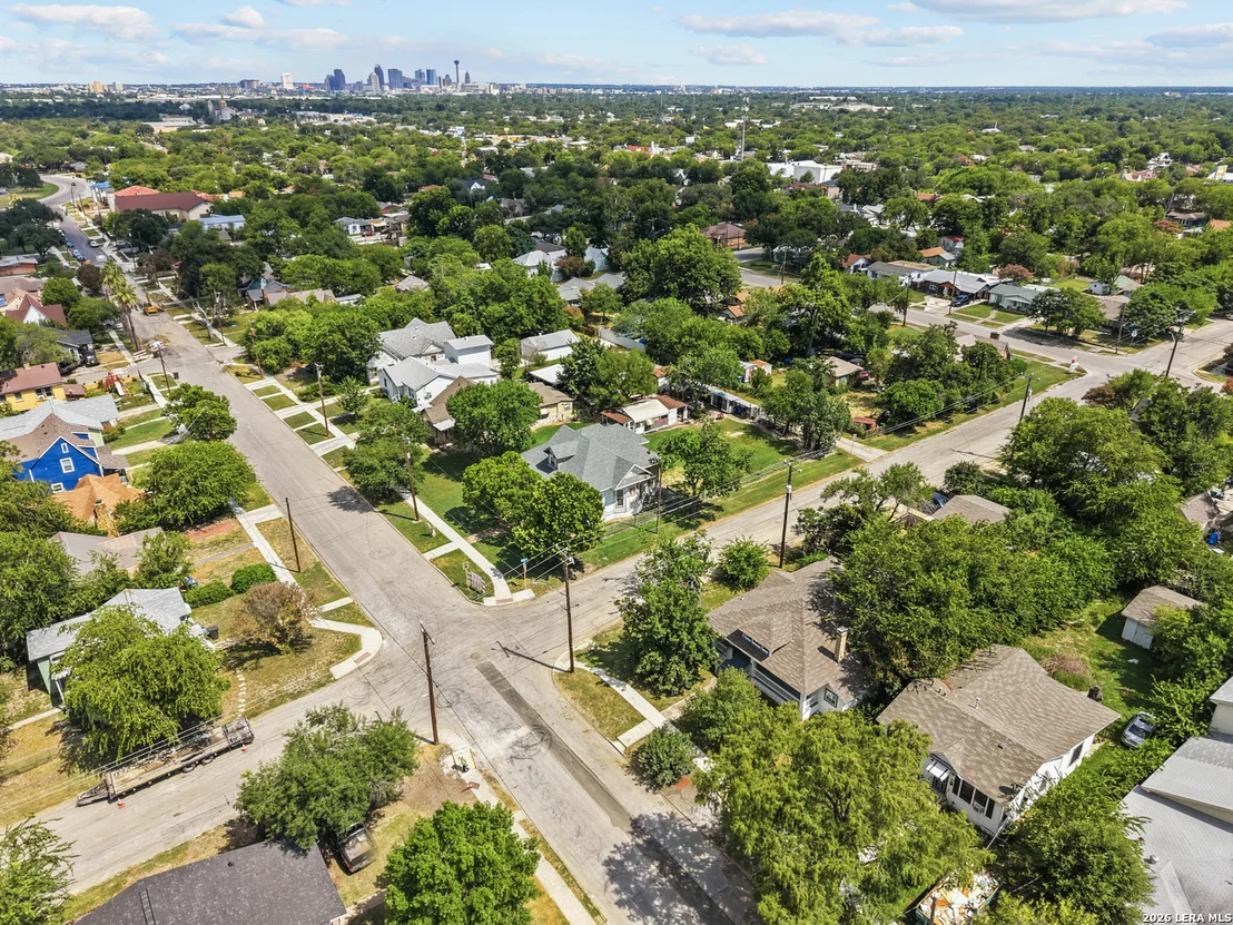 Photo of 1602 TEXAS AVE