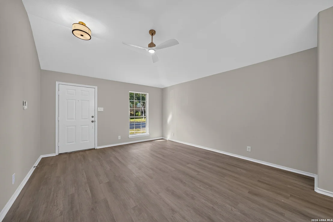 Photo of 1017 SUMMER HAVEN LN