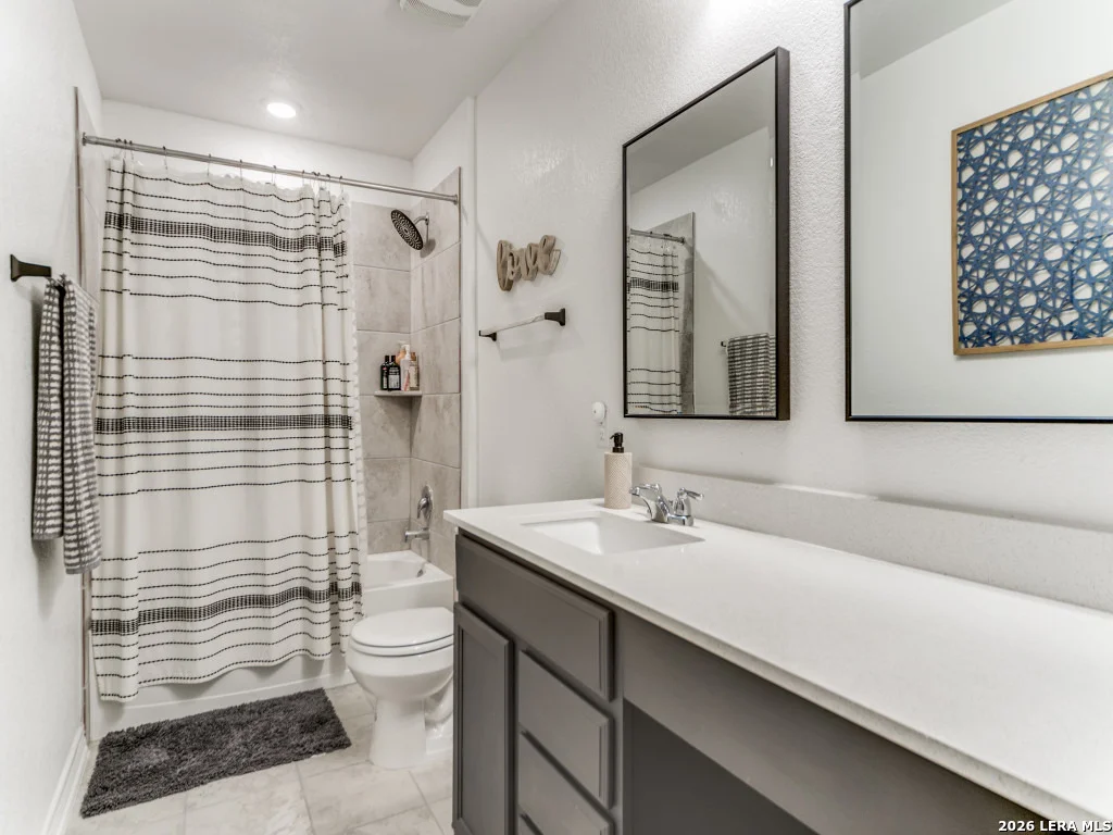 Photo of 15227 Sirius Cir