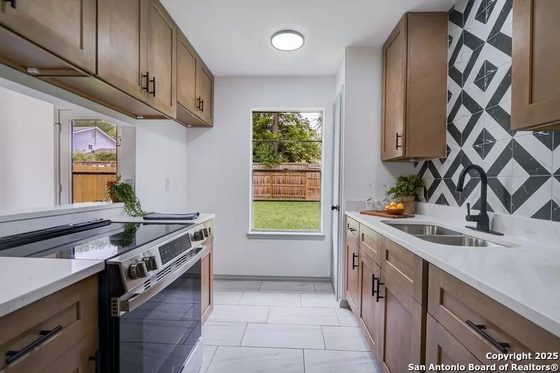 Photo of 2307 Moss Terrace