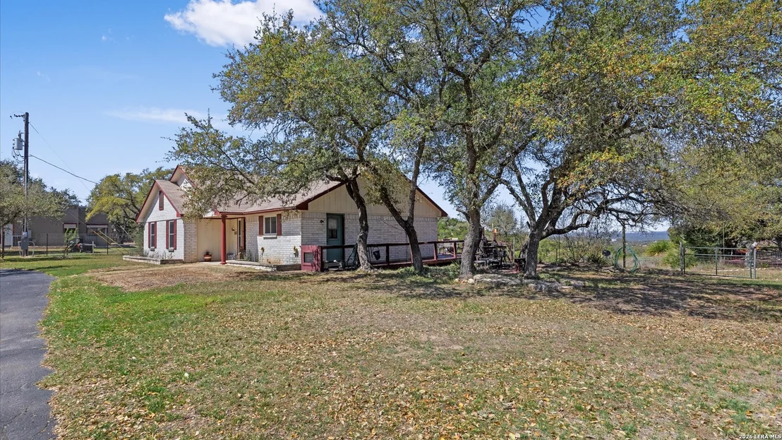 Photo of 8010 Devonshire