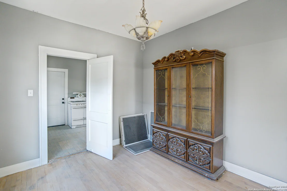 Photo of 923 SACRAMENTO