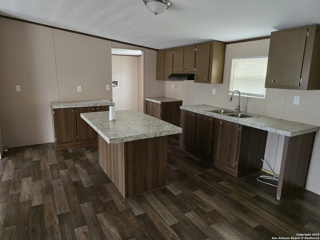 Photo of 730 Park St