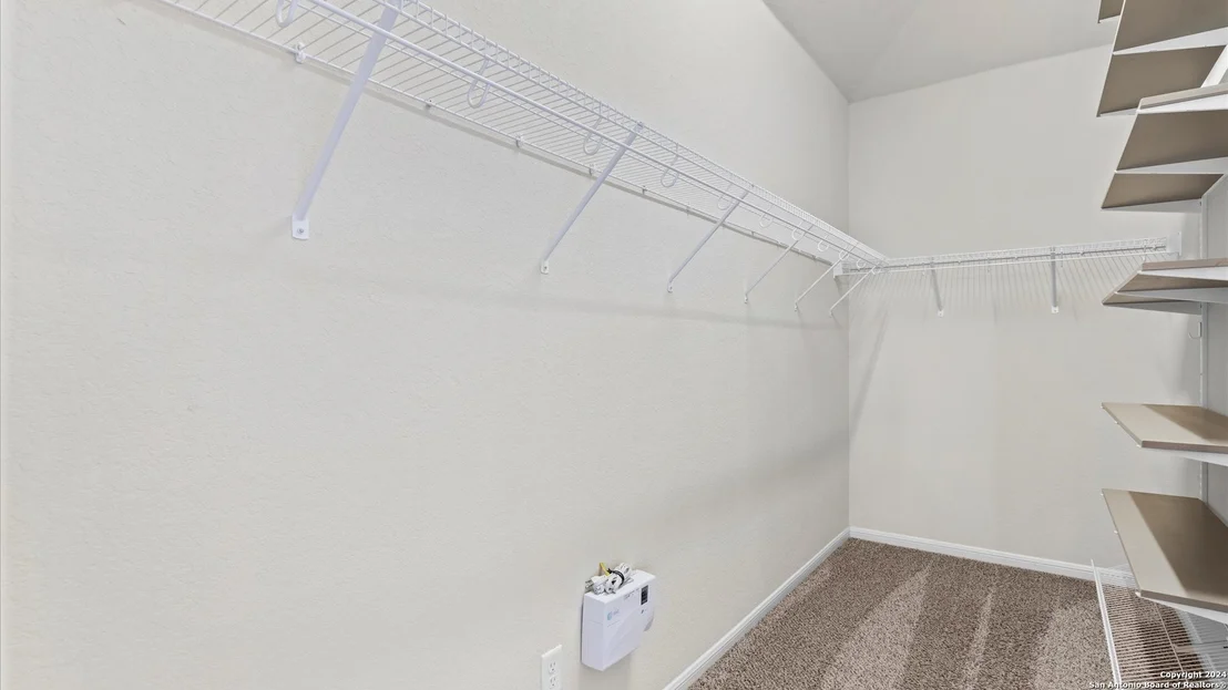 Photo of 520 MEADOW WIND