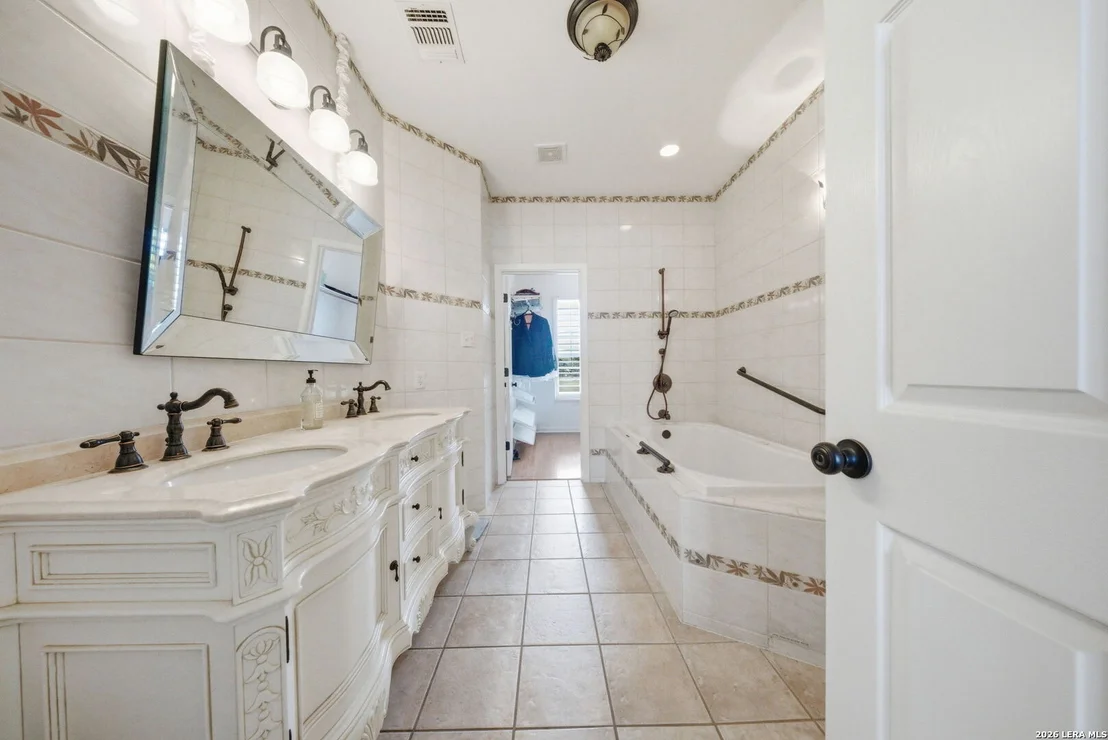 Photo of 126 Juniper Ln