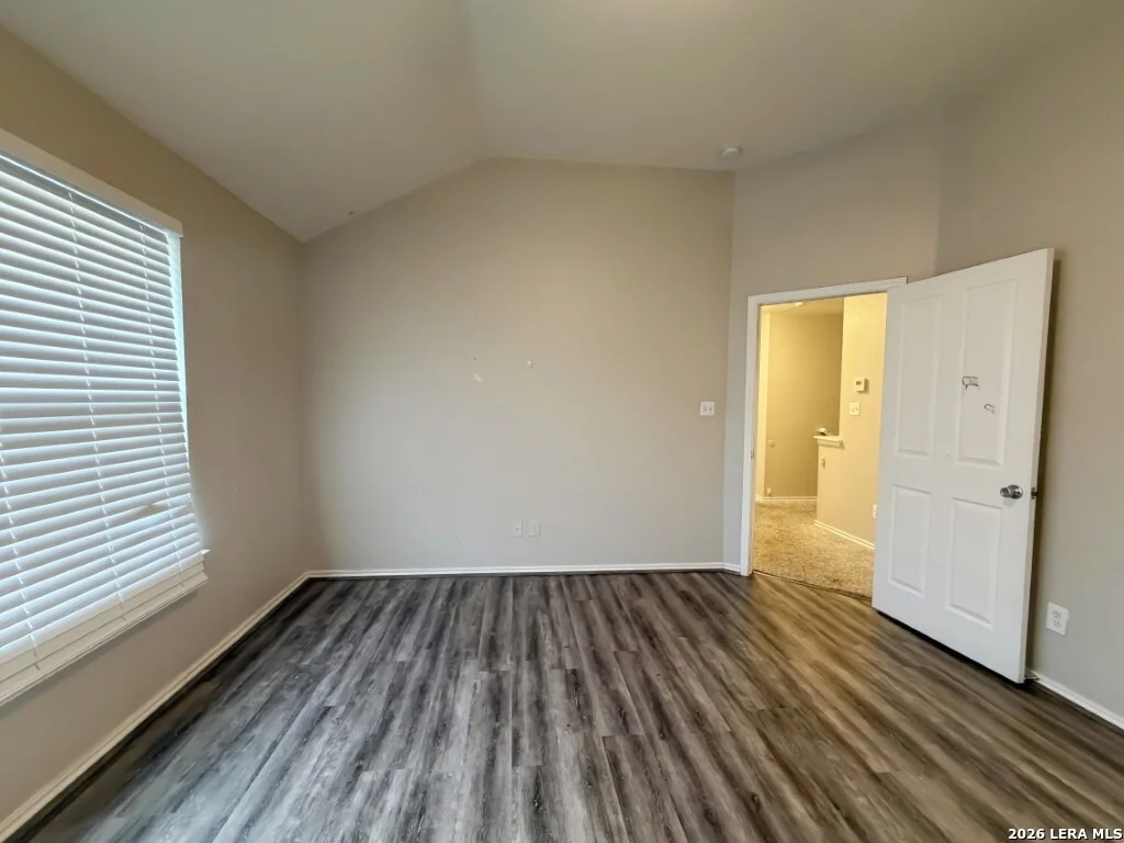Photo of 8423 Copperbluff