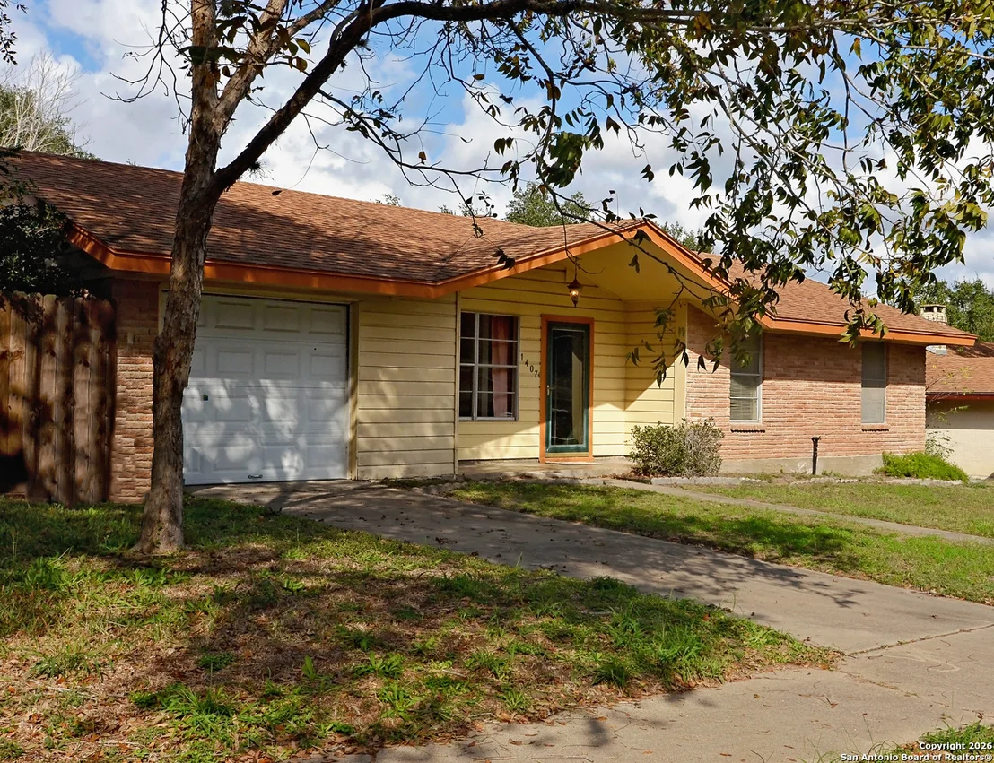 Photo of 1407 Mockingbird Lane