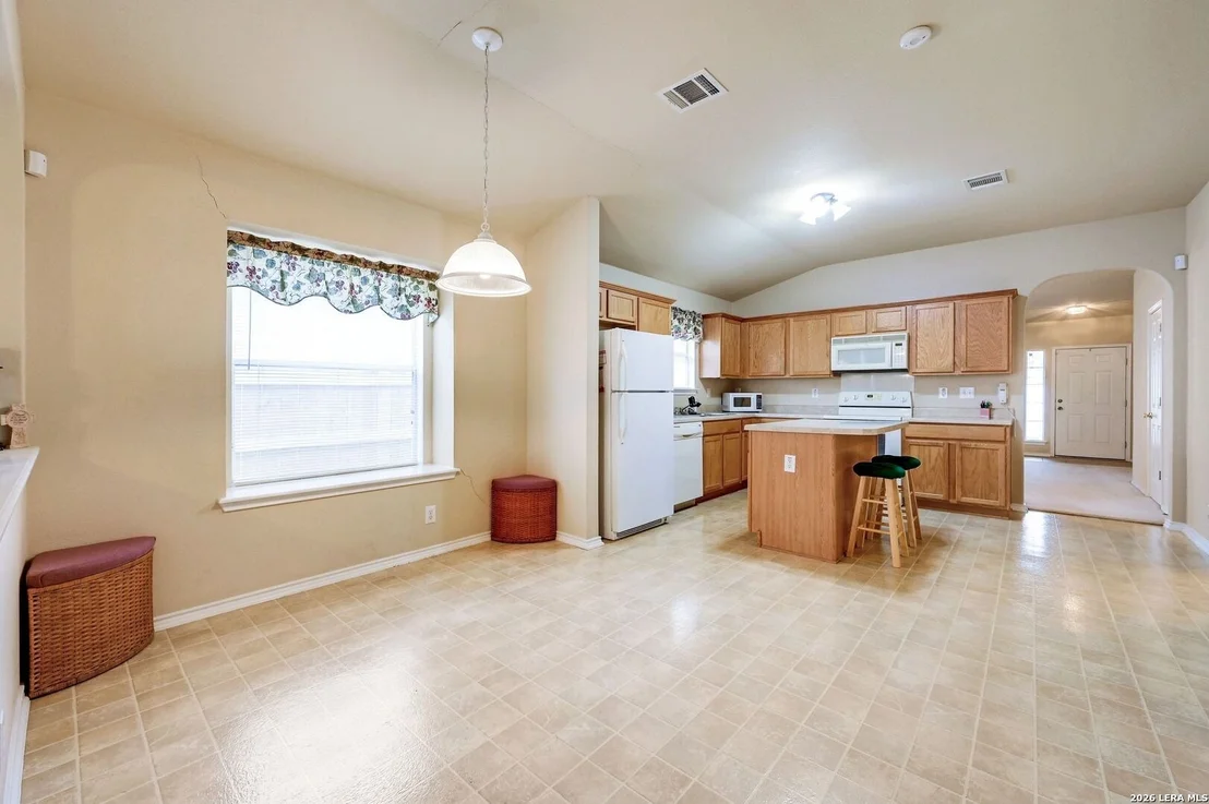 Photo of 4030 Bur Oak