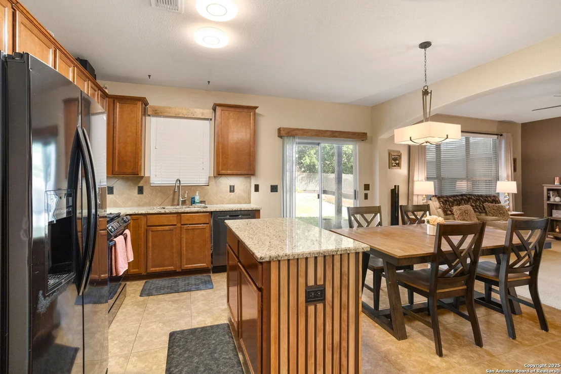 Photo of 3539 York Crest