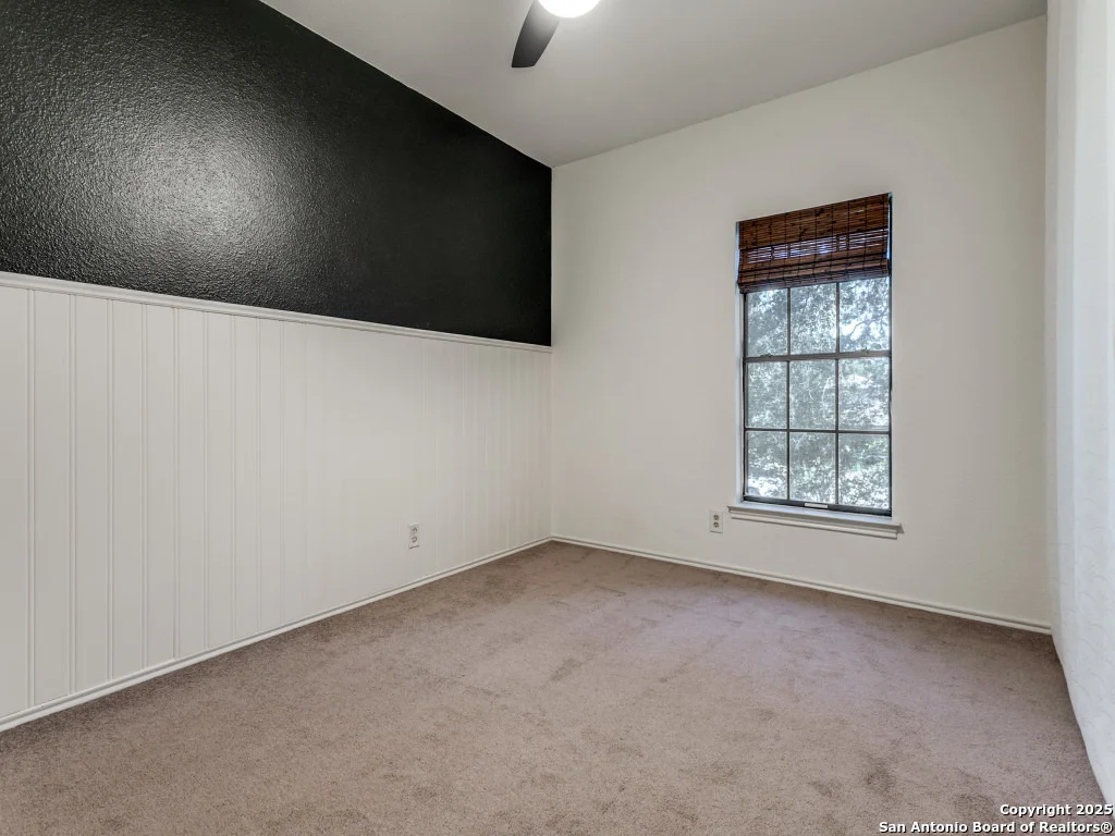 Photo of 9526 Cloverdale