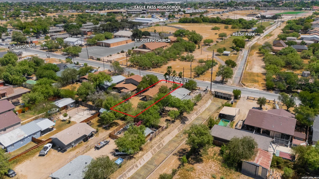 Photo of 819 N Comal