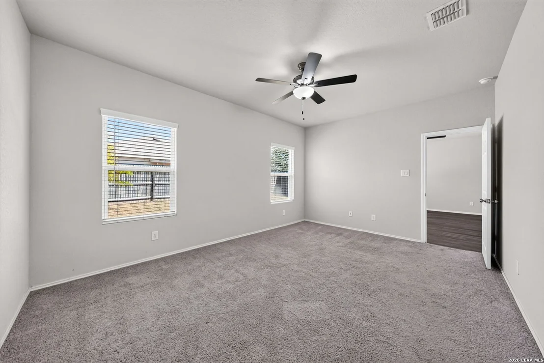 Photo of 3239 Farm Oak