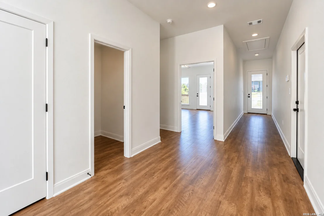 Photo of 5164 Comanche Dr