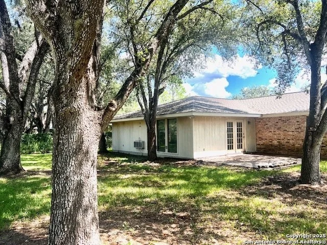Photo of 901 Newhall