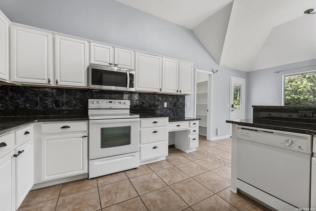 Photo of 2555 Crested Heights