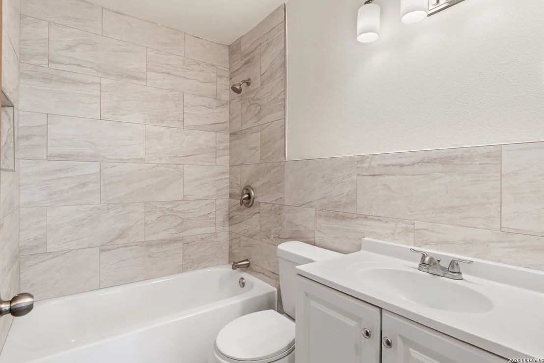 Photo of 212 Avenue F