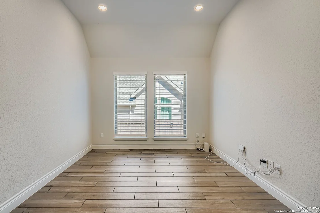 Photo of 4975 Winkler Trail