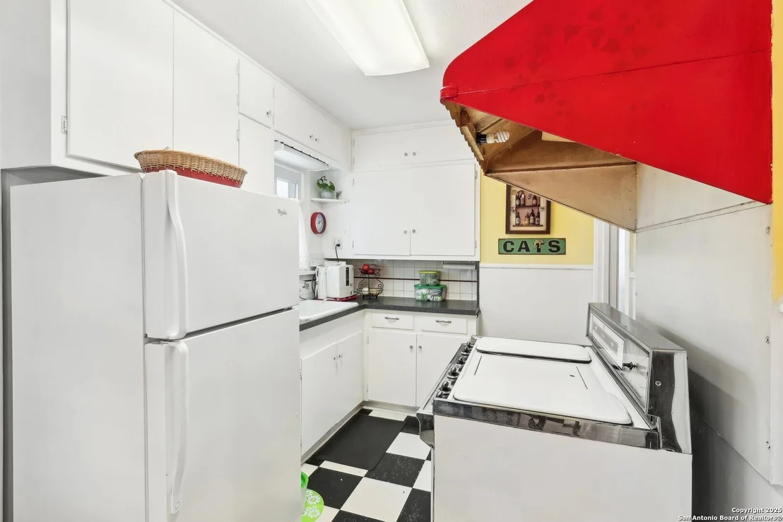 Photo of 2319 RAMONA
