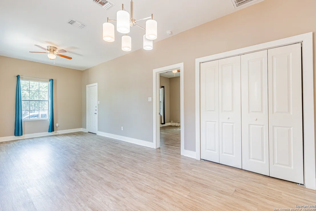 Photo of 1042 PASO HONDO