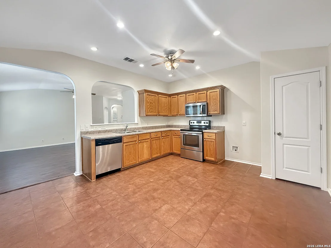 Photo of 15911 Manes Grove