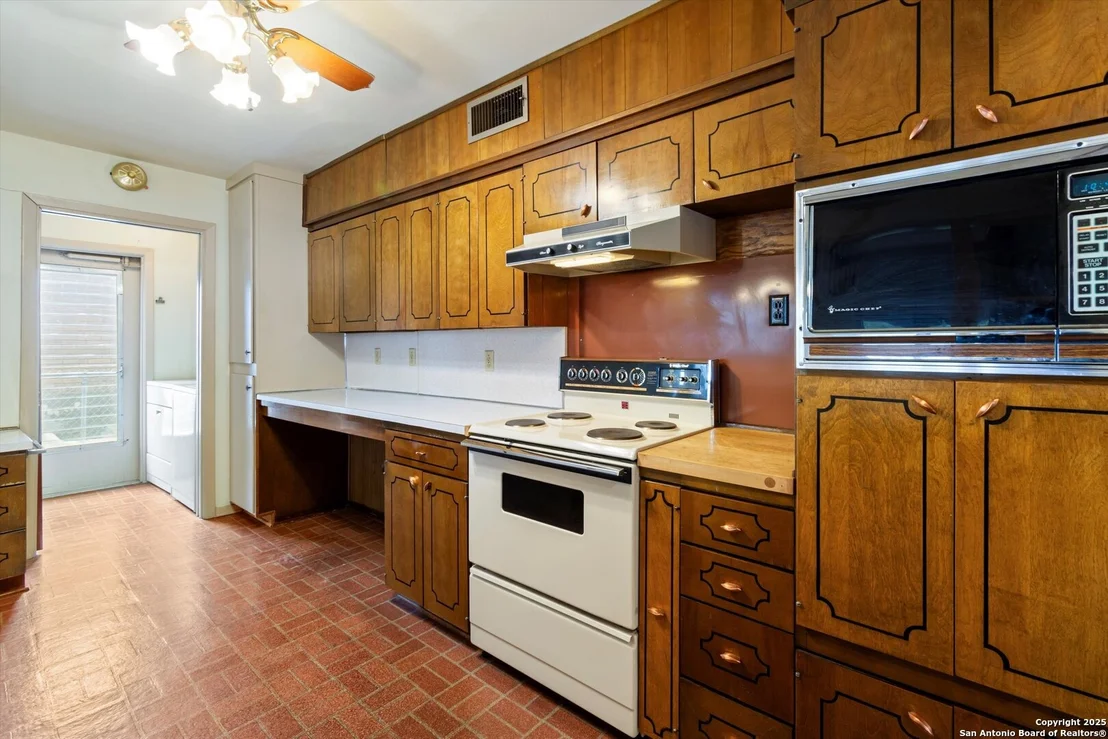 Photo of 3226 COLONY DR