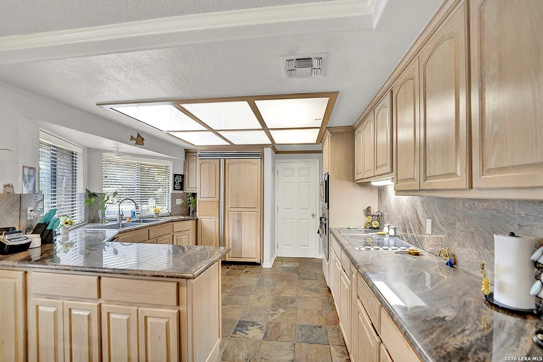 Photo of 5 AUGUSTA DR