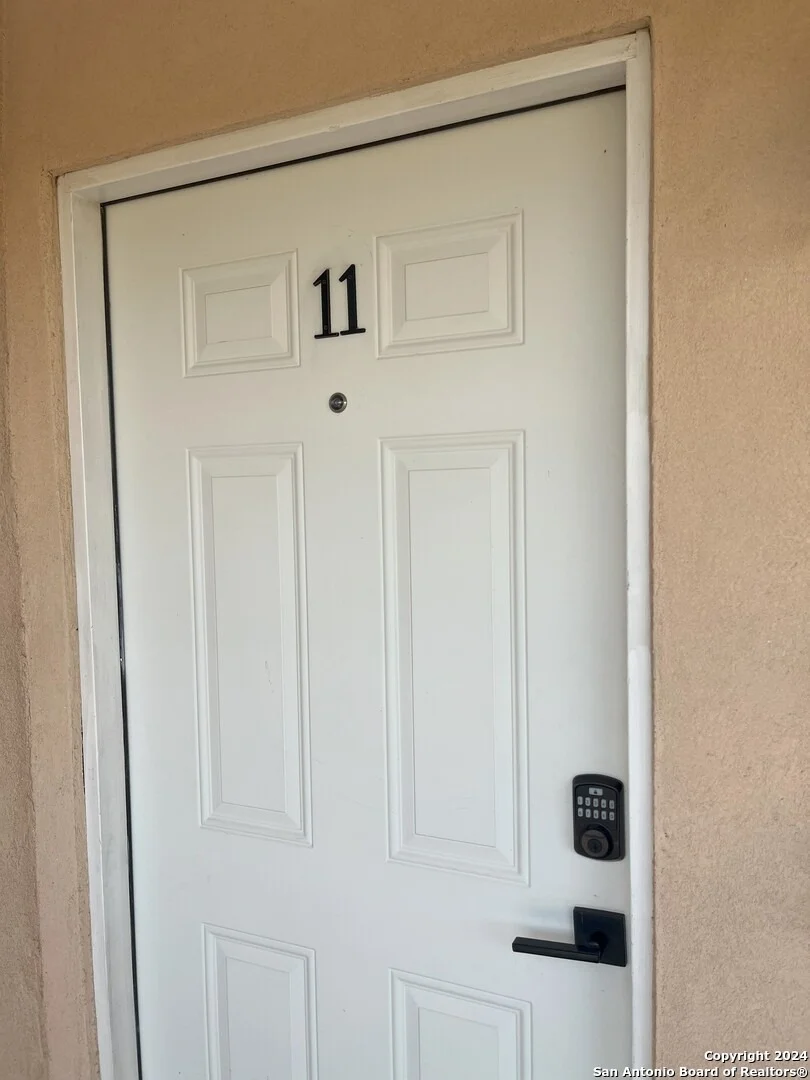 Photo of Unit 11 at 391 S Riverside Dr
