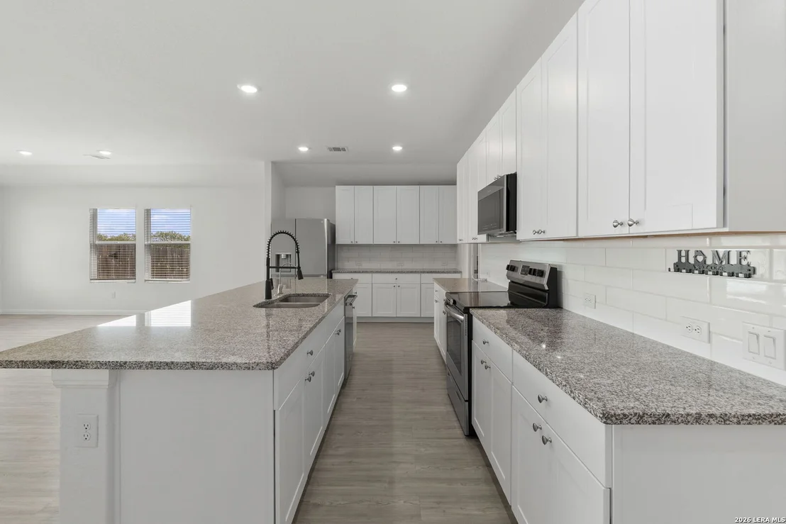 Photo of 105 OLYMPIC CV