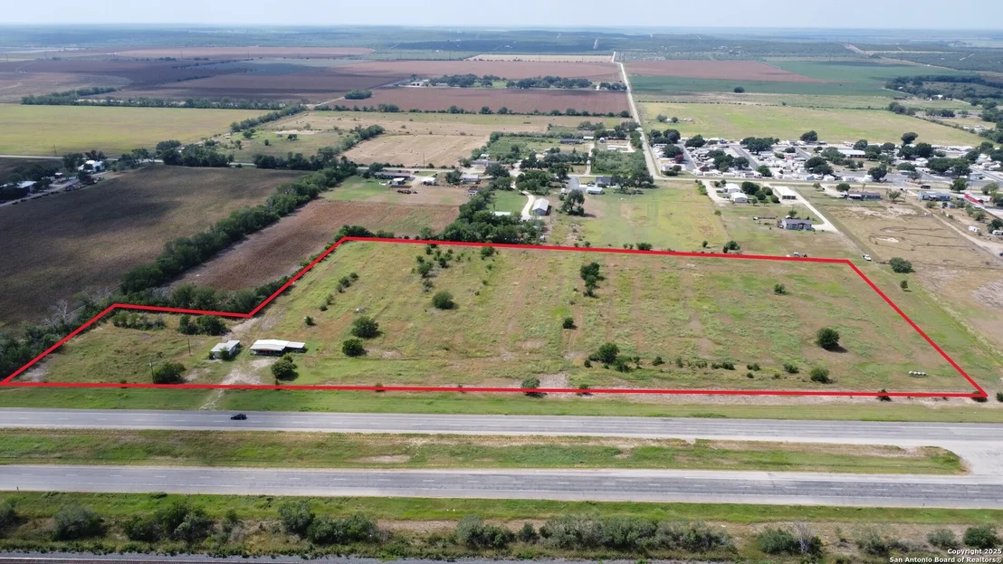 Photo of 5985 Highway 90 W