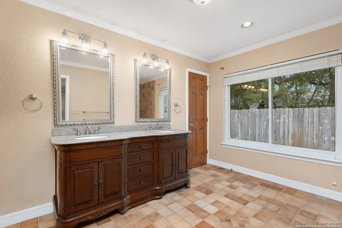 Photo of 14128 Emerald Hill