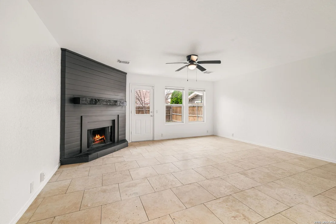 Photo of 9027 Timber Laurel