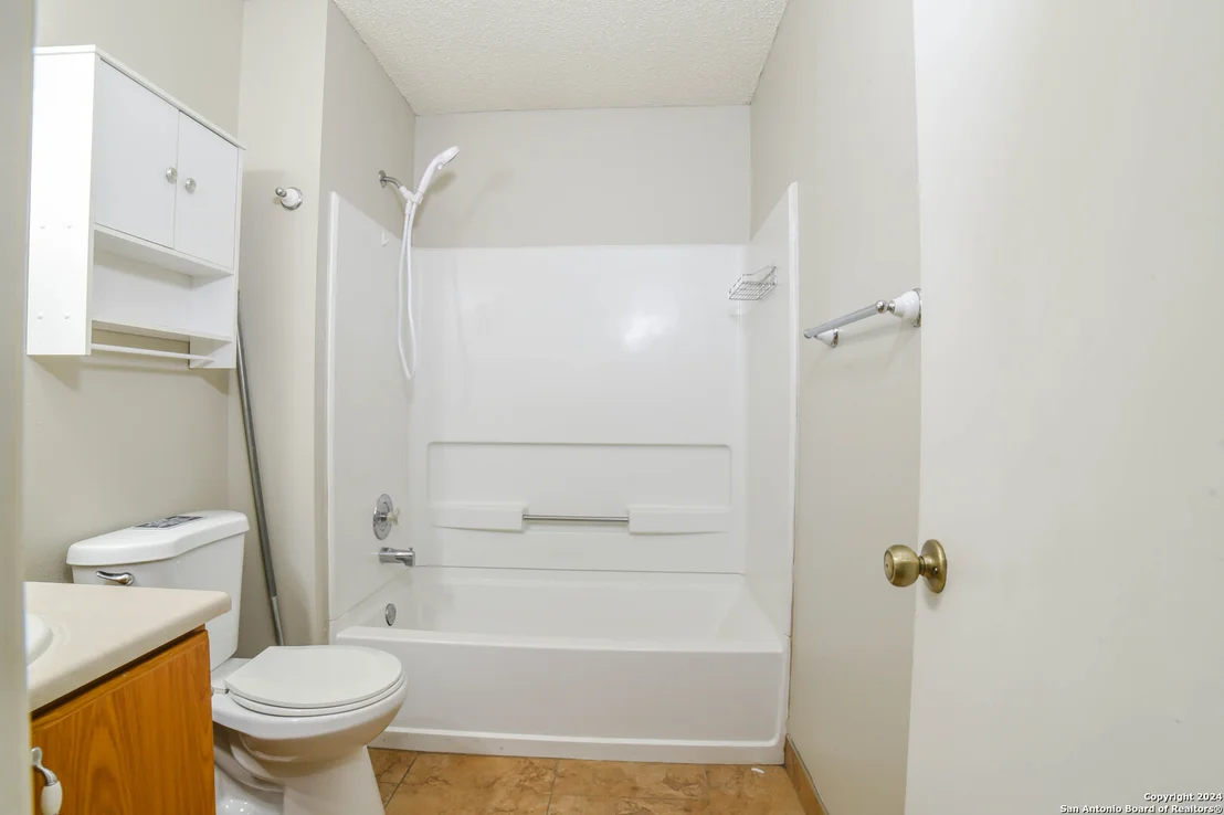 Photo of 10135 SILVER PARK