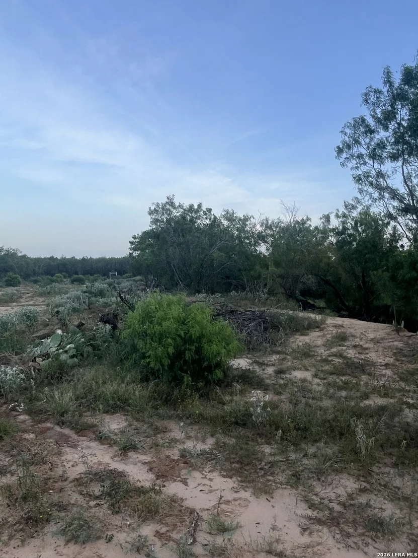 Photo of 108014 IH 37