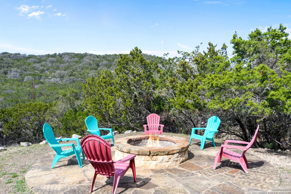 Photo of 420 Canyon Oaks