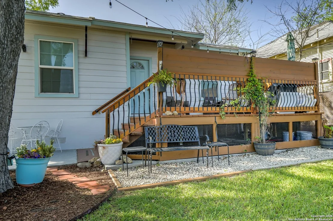 Photo of 1503 Edison Dr