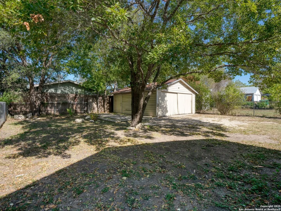 Photo of 1013 Sacramento