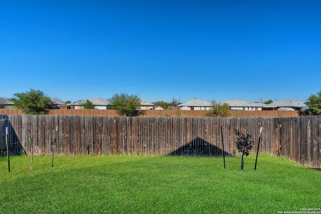 Photo of 4211 VOLCANO WAY