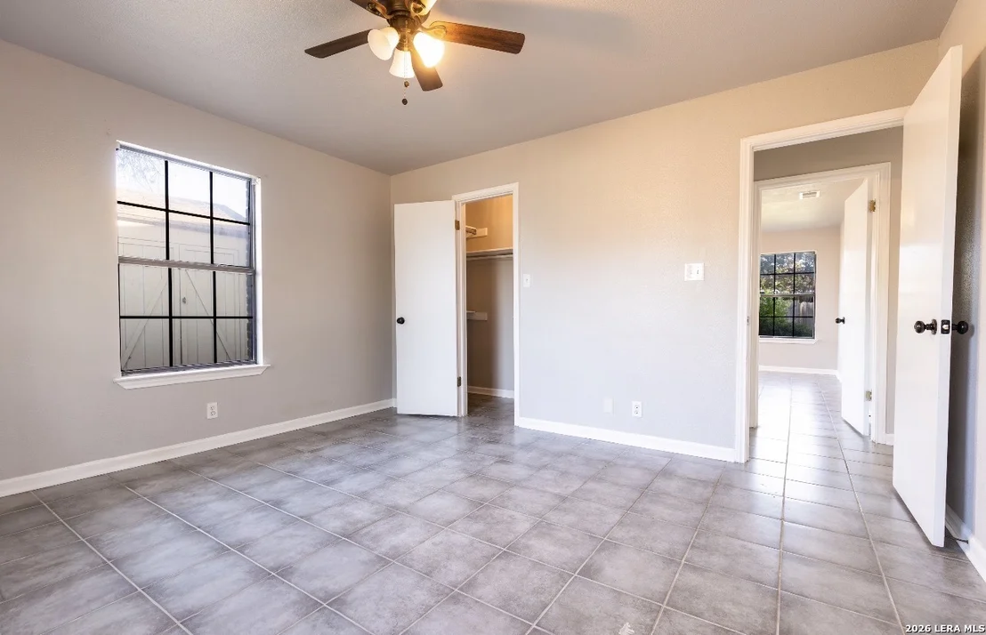 Photo of 302 BAIN DR