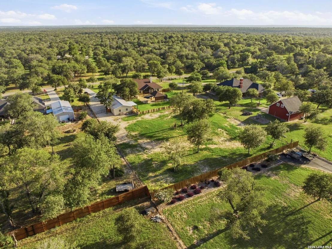 Photo of 1009 Bluebonnet Ln