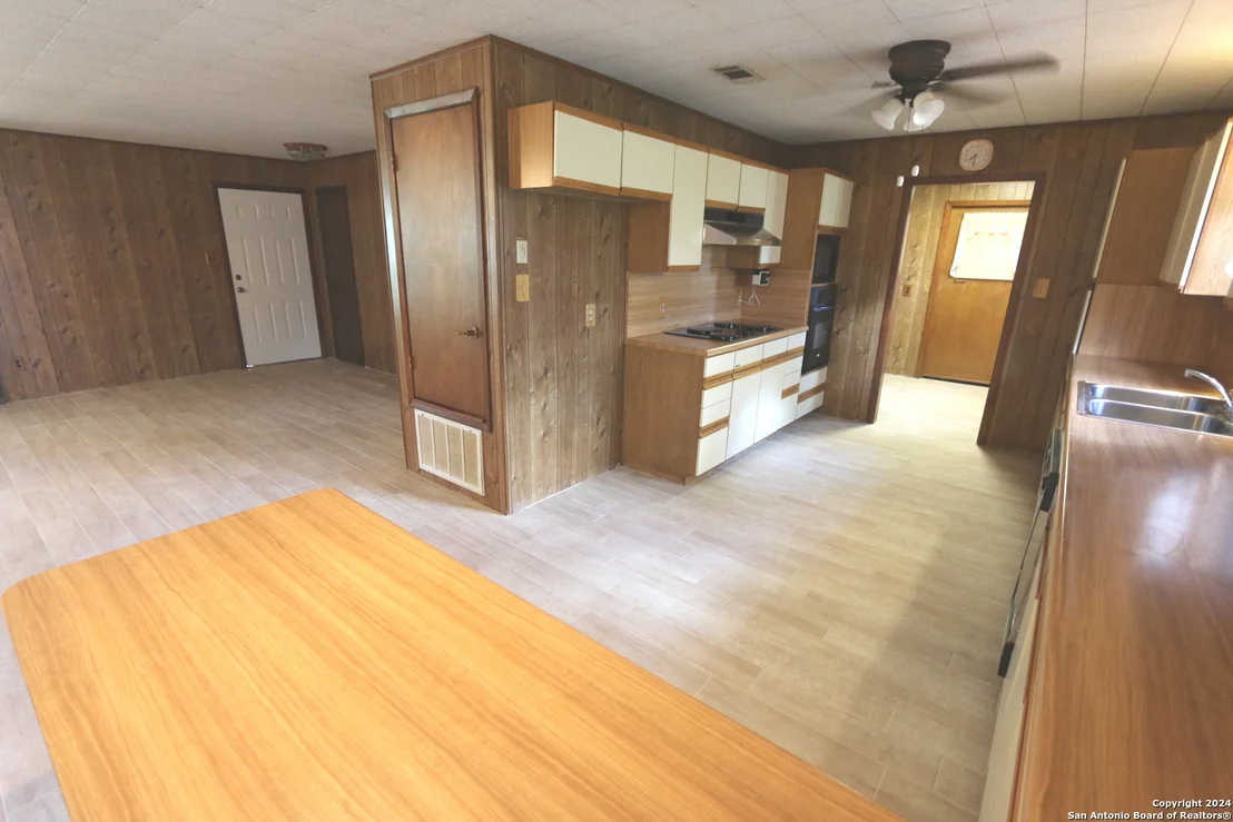 Photo of 751 FULLER LN