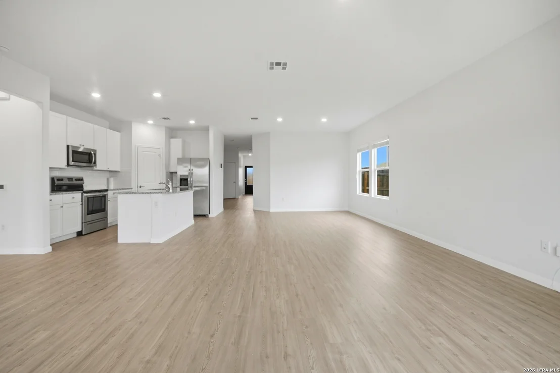 Photo of 1050 Crenshaw
