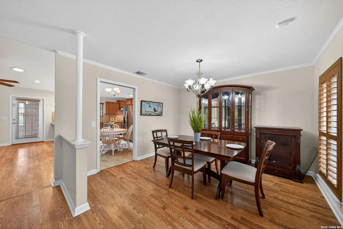 Photo of 121 Fort Wayne