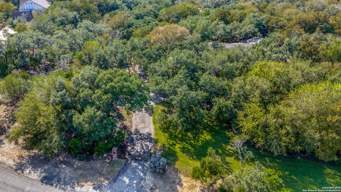 Photo of 1025 PHEASANT RUN