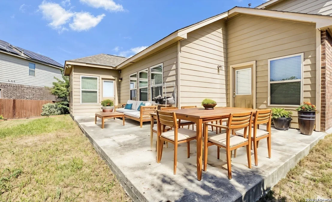 Photo of 1011 RANCH FLS