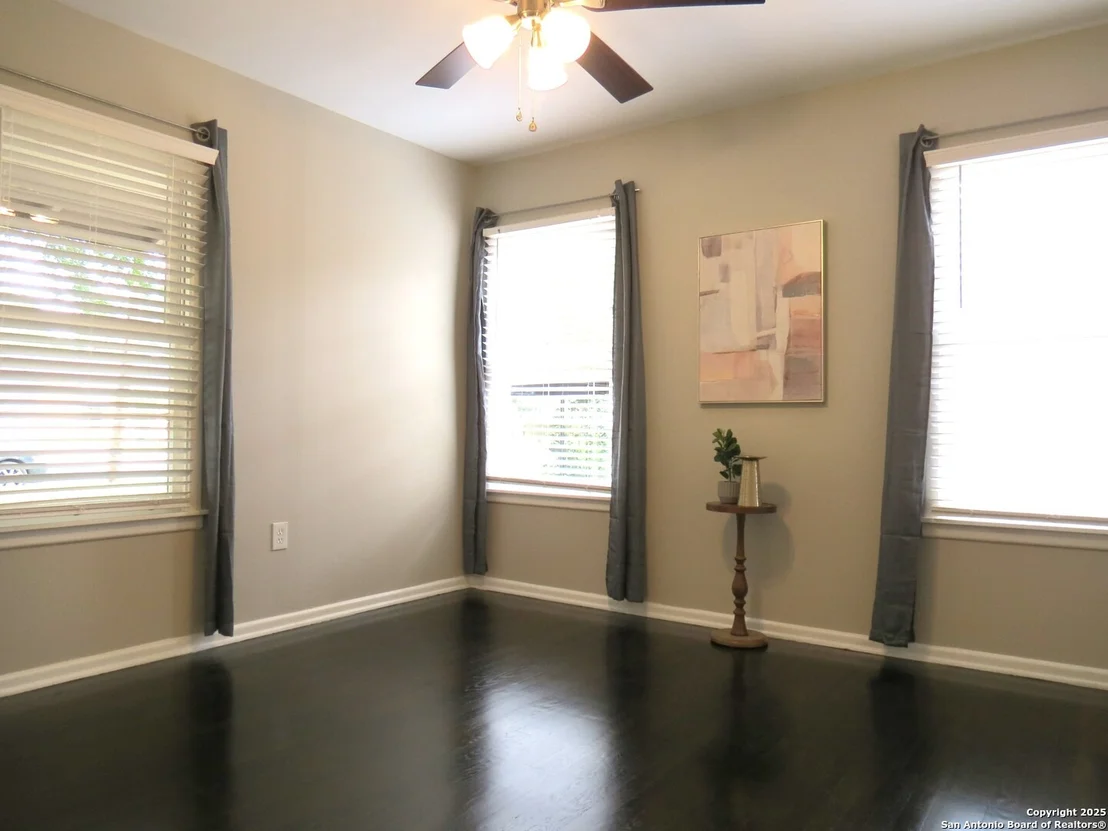 Photo of 426 Wallace