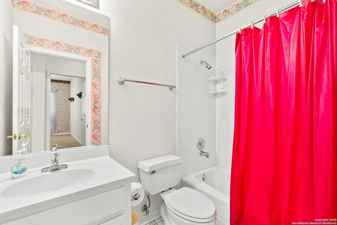 Photo of 141 Oak Knoll