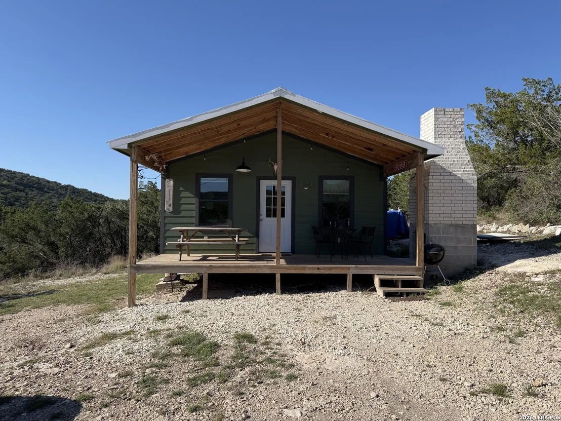 Photo of 785 Private Road 3350