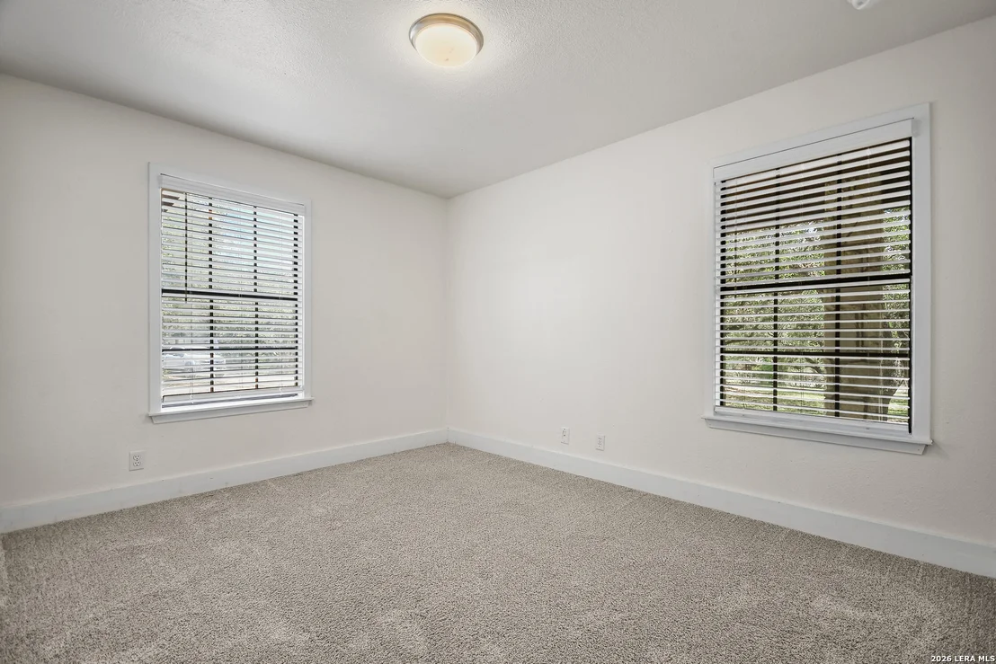 Photo of 104 Rusty Ln